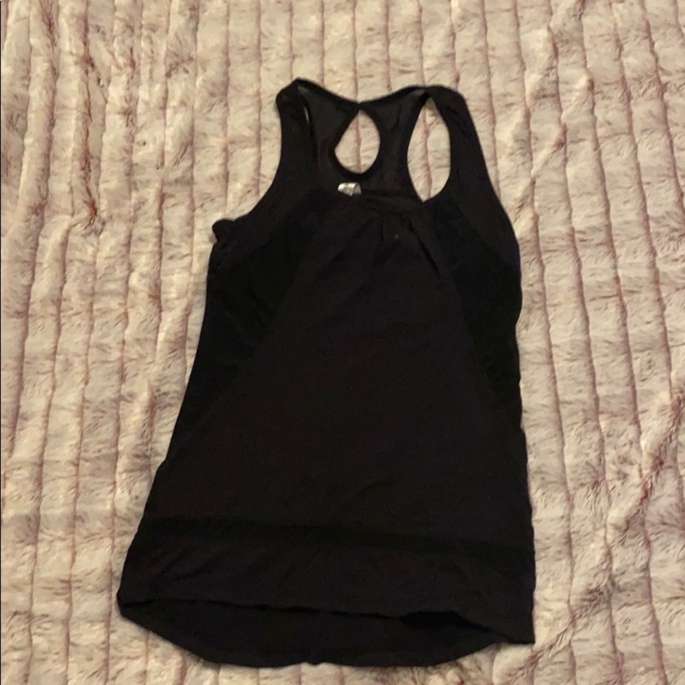 Black workout tank